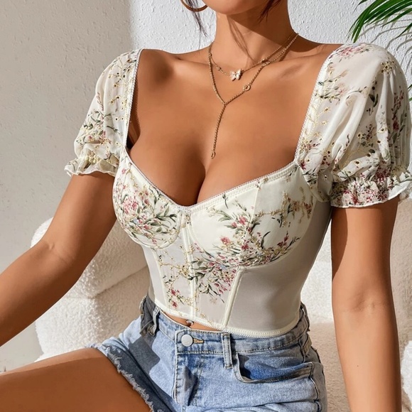 Boho Floral Embroidered Puff Sleeve Top - Picture 4 of 4